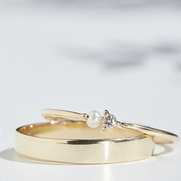 Catbird Dewdrop Ring - Picture 15 of 15